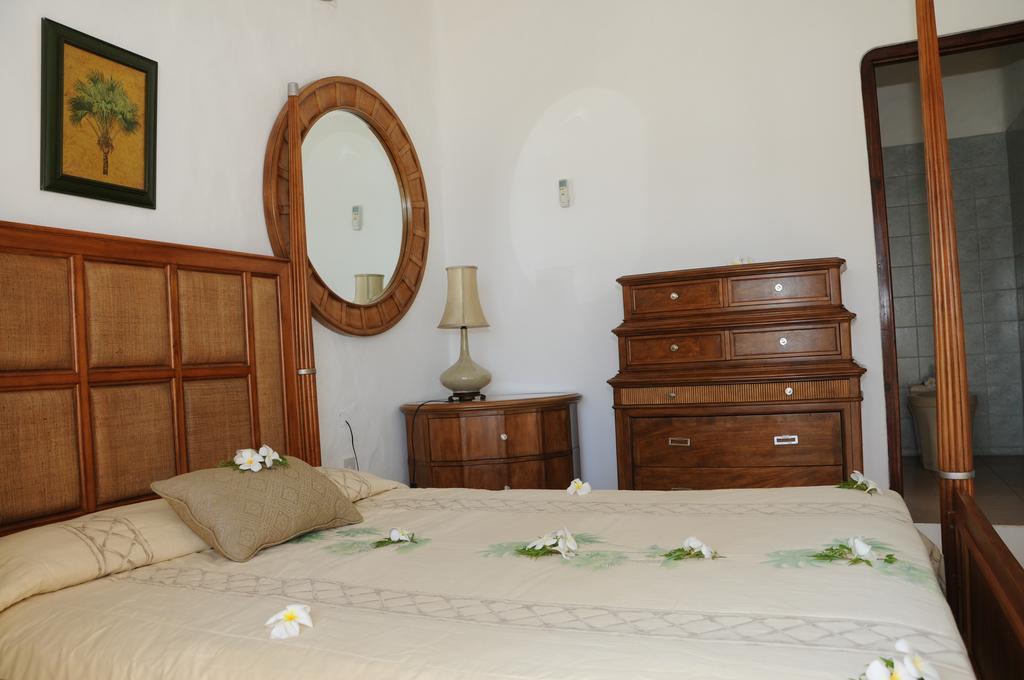 Edens Holiday Villas Port Glaud Номер фото